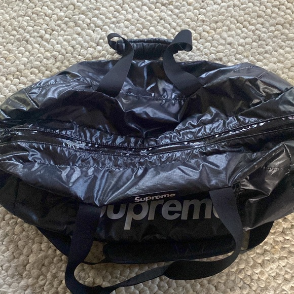 SUPREME duffel bag - Picture 2 of 5